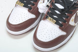 Supreme x SB Dnk Low Stars 'Barkroot Brown'