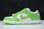 Supreme x SB Dnk Low Stars 'Mean Green'