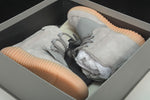 Yzy Boost 750 Light Grey 'Glow In the Dark'