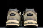 NB 991 x JJJJound MiUK 'Grey Olive'