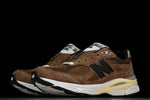 NB 990v3 x JJJJound 'Montréal'