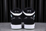 AJ1 Mid SE GS ‘Glow in the Dark Panda’