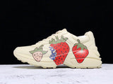 Guссi Rhyton 'Guссi Strawberry'