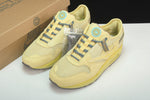 Travis Scott AM1 'Saturn Gold'